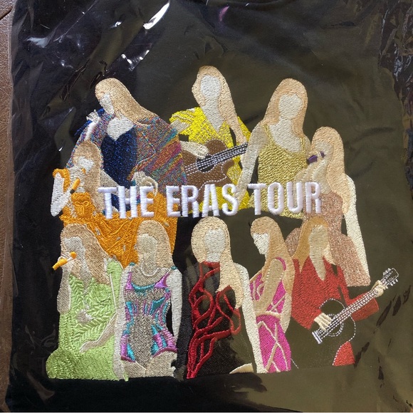 NEW Taylor Swift The Eras Tour Embroidered Sweatshirt XL - Picture 2 of 9